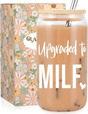 Fairy’s Gift New Mom 16 oz Glass Cup with Lid & Straw, Funny New Mom Gifts for Women – Mothers Day, Postpartum, Pregnancy Gifts for Expecting Mommy, Pregnant Women, Mother to Be, First Time Mommy